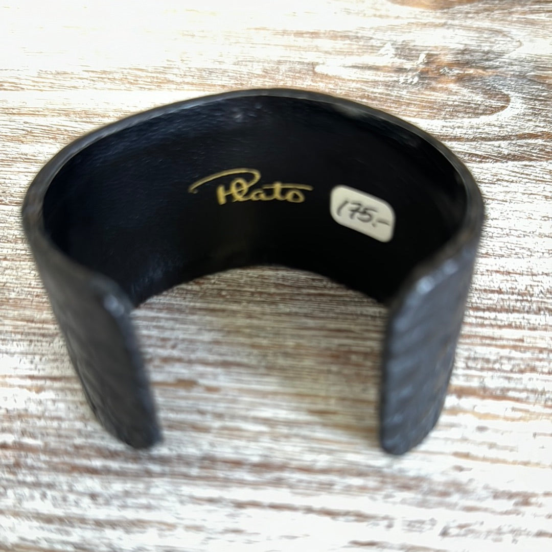 Plato Alligator Matte Black Bracelet Cuff