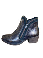 Load image into Gallery viewer, Khrio Cotuit Platino Booties in Metal, 36
