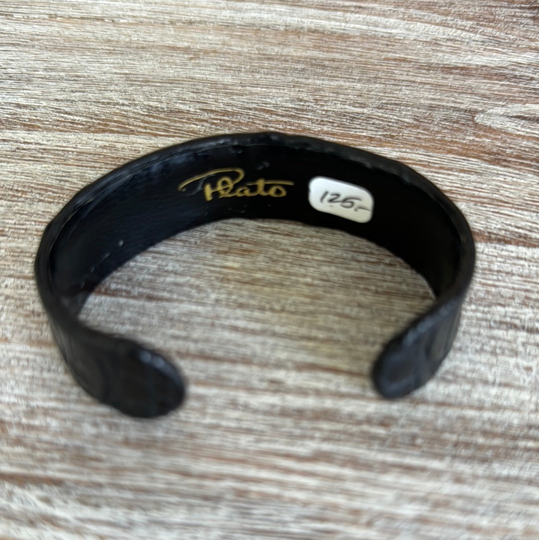 Plato Alligator Matte Black Bracelet Cuff