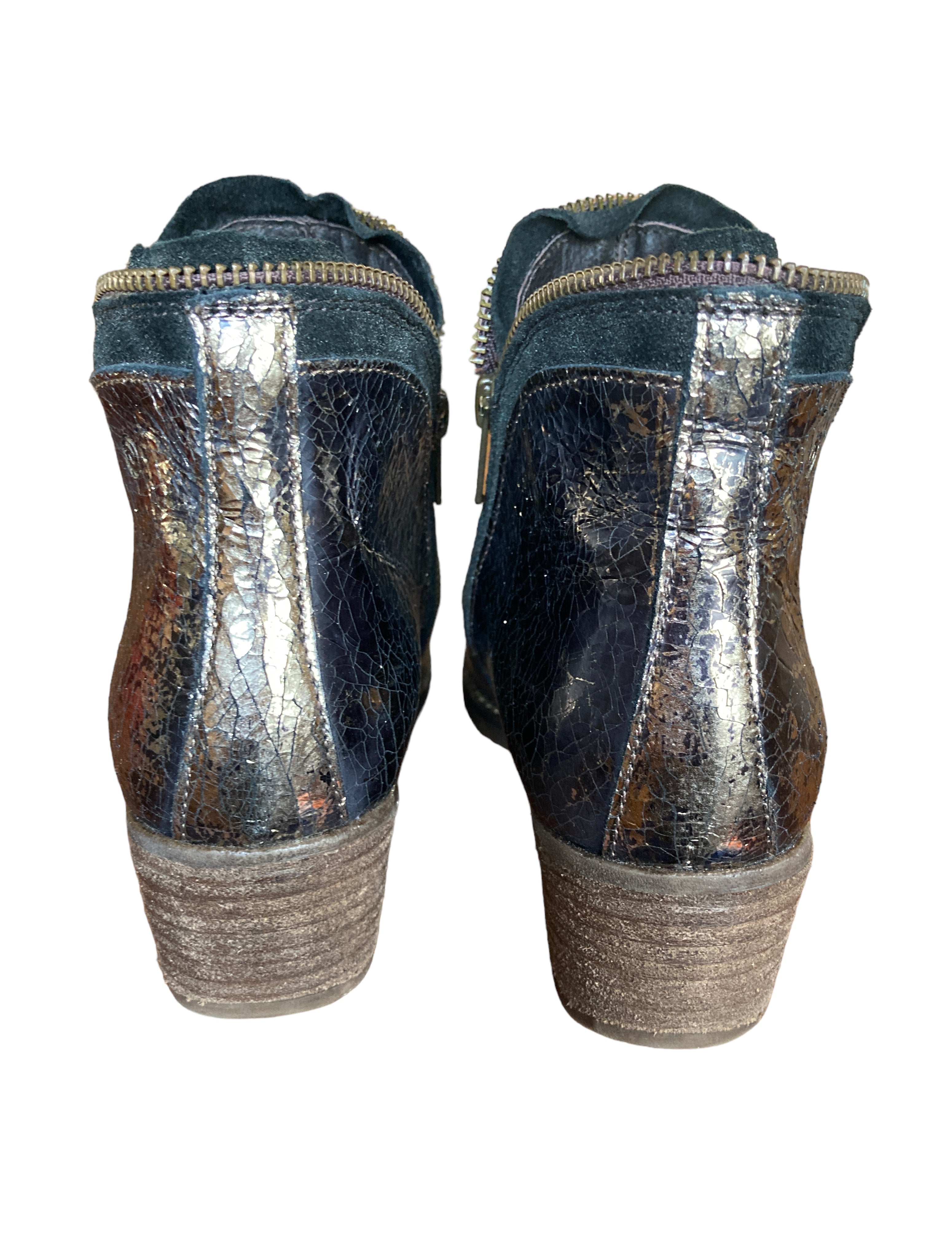 Khrio Cotuit Platino Booties in Metal, 36