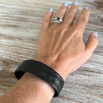 Load image into Gallery viewer, Plato Alligator Matte Black Bracelet Cuff
