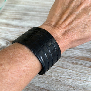 Plato Alligator Matte Black Bracelet Cuff