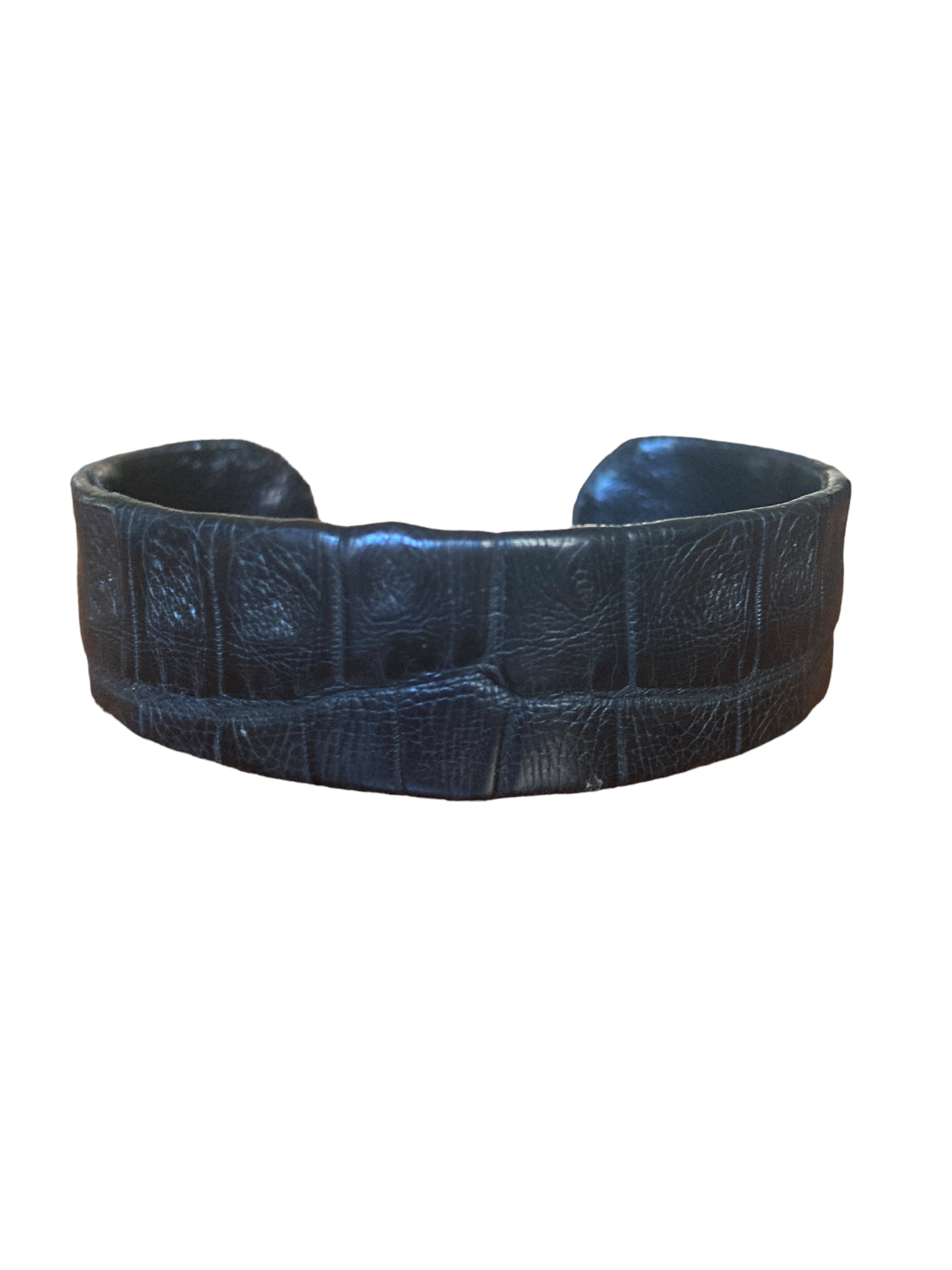 Plato Alligator Matte Black Bracelet Cuff