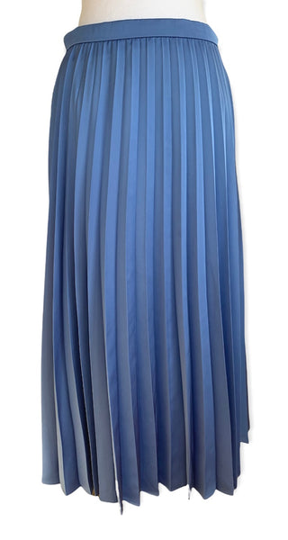 Blue pleated skirt 6 sale inch